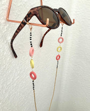 Lade das Bild in den Galerie-Viewer, Brillenkette mit Holzelementen
