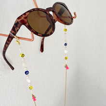 Lade das Bild in den Galerie-Viewer, Brillenkette mit Perlen
